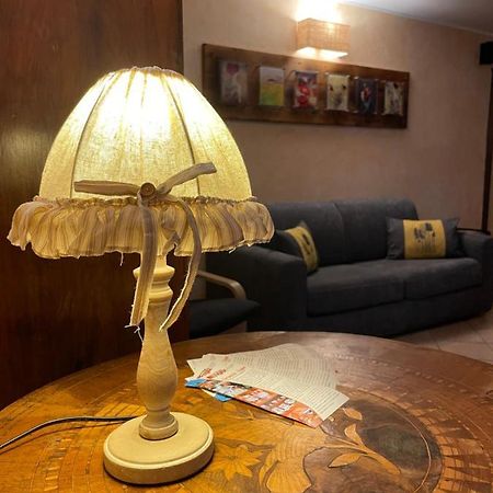 Nel Vecchio Borgo Apartment Verres Ngoại thất bức ảnh